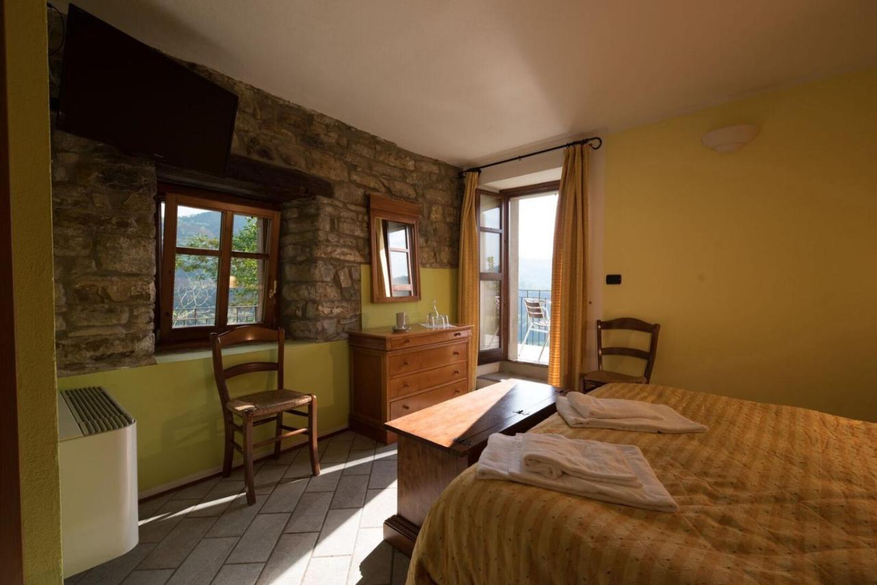 Gallo Alloggio per agriturismo